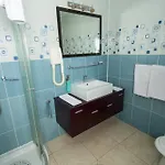 Bed & Breakfast Garden Boutique