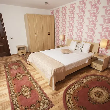 Garden And Bed & Breakfast 3*