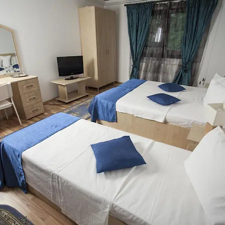 Bed and breakfast Garden And 3*