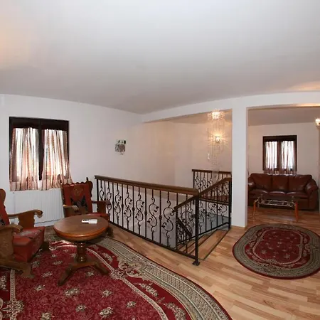 Garden And Boekarest