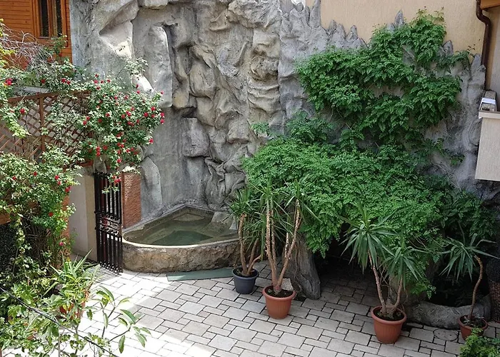 Bed and Breakfast Garden Boutique